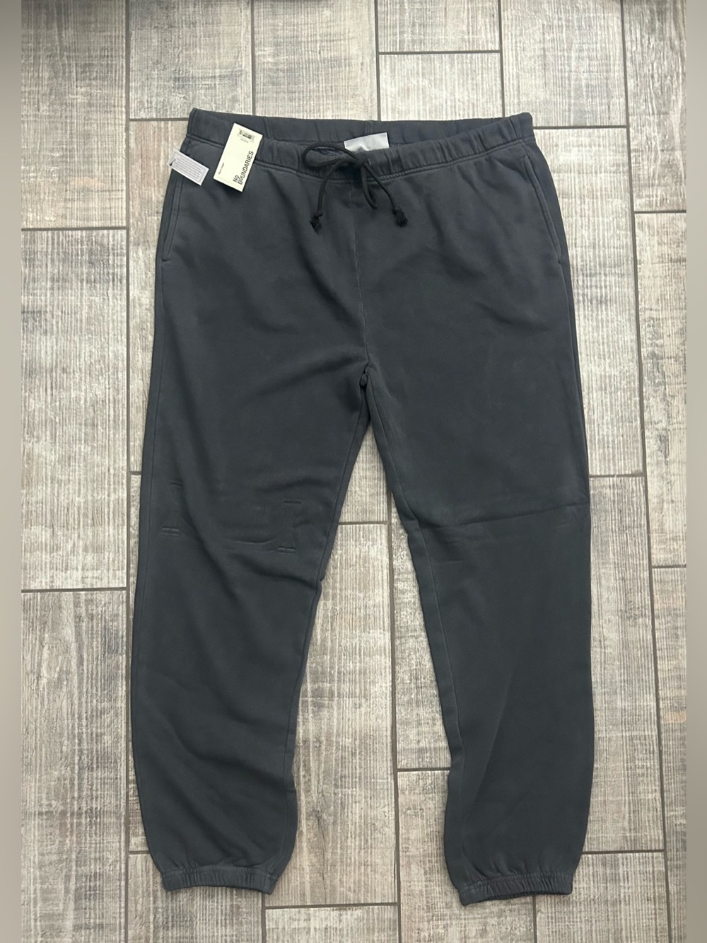 New No Boundaries All Gender Soft Fleece Gray Joggers Sz. LG (My favorite pants)
